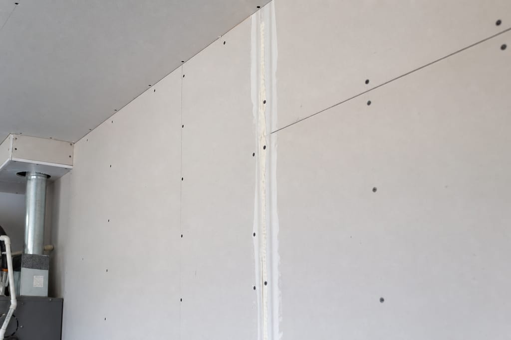 Metal corner bead photo