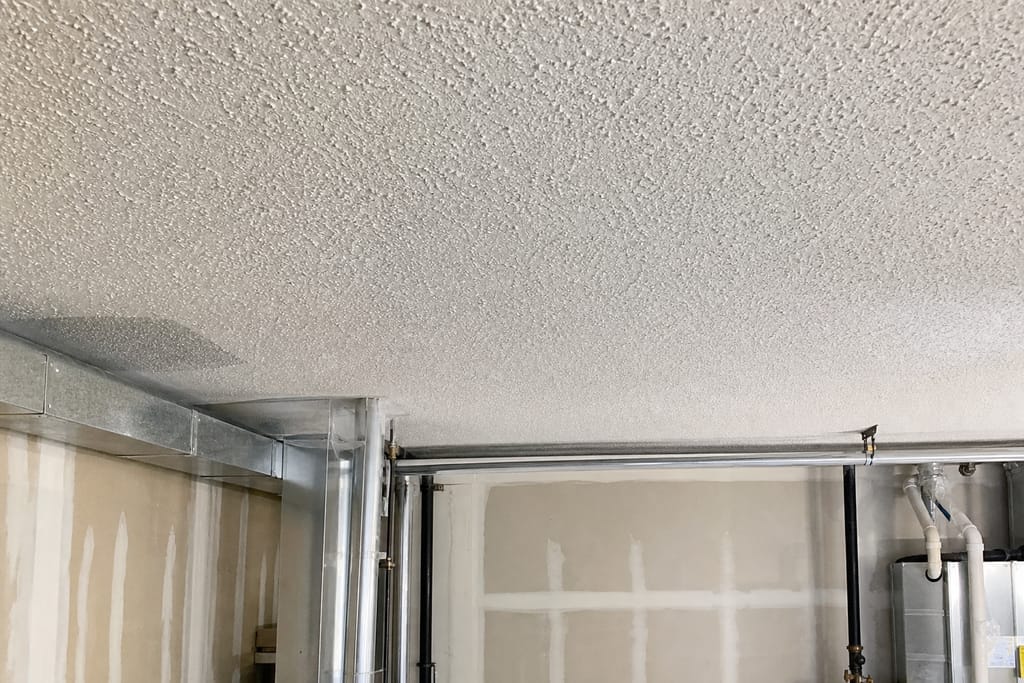 Texture sprayer for large-area matching photo