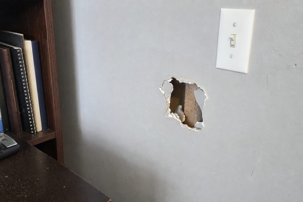 Drywall Patching and Hole Repair photo